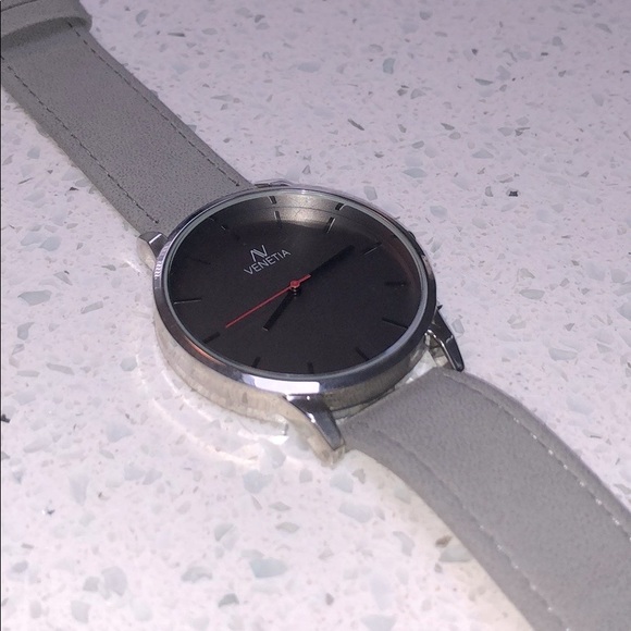 Venetia Watch With Case - Picture 2 of 4